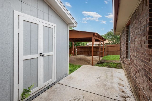 3013 Timothy Lane, Euless, TX 76039