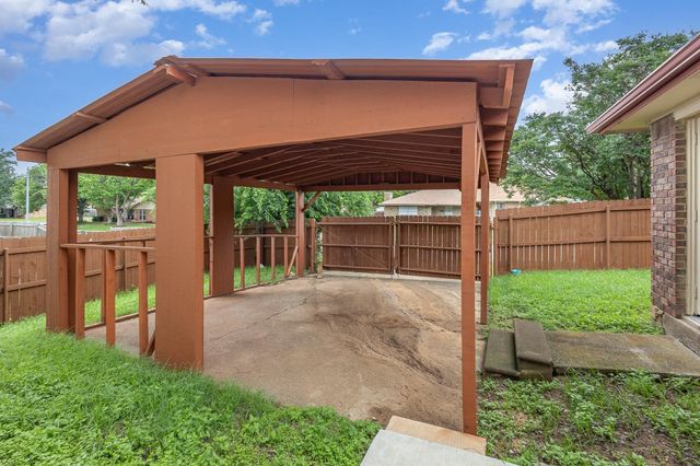 3013 Timothy Lane, Euless, TX 76039