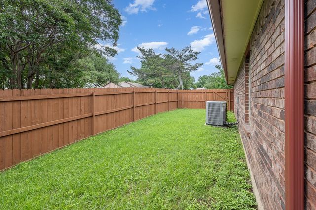 3013 Timothy Lane, Euless, TX 76039