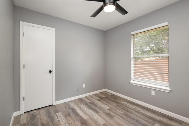 3013 Timothy Lane, Euless, TX 76039