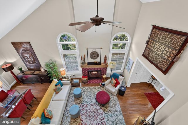 477 FAIRMONT DR, Chester Springs, PA 19425