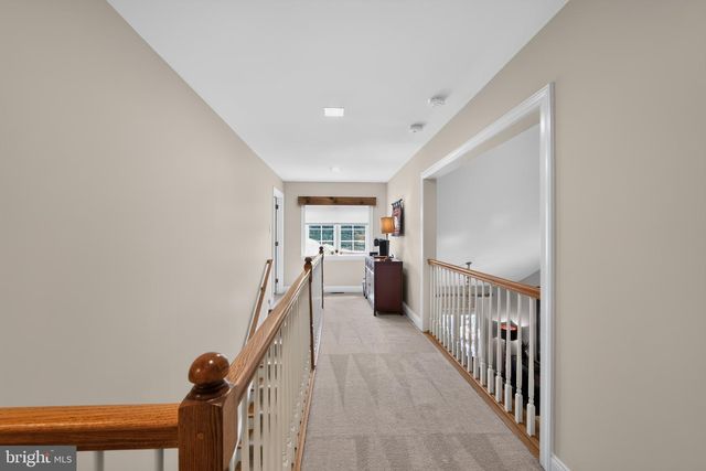 477 FAIRMONT DR, Chester Springs, PA 19425