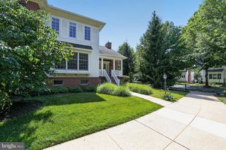 477 FAIRMONT DR, Chester Springs, PA 19425