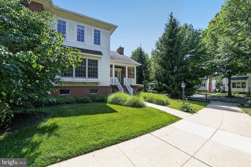 477 FAIRMONT DR, Chester Springs, PA 19425