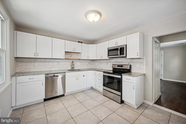 1957 CLEARVIEW, Norristown, PA 19403