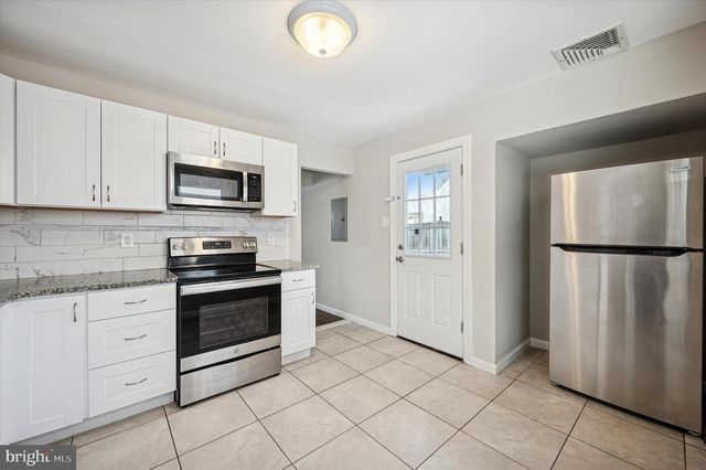 1957 CLEARVIEW, Norristown, PA 19403