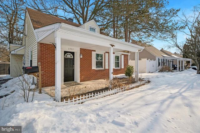 1957 CLEARVIEW, Norristown, PA 19403