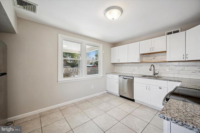 1957 CLEARVIEW, Norristown, PA 19403