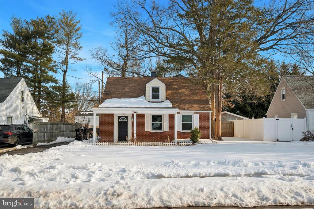 1957 CLEARVIEW, Norristown, PA 19403