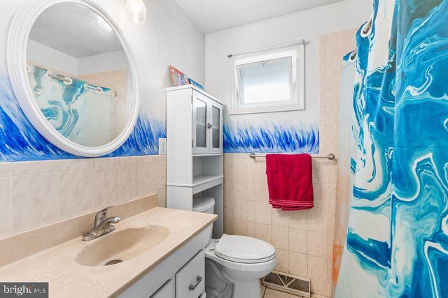 2514 GREEN AVE, Bristol, PA 19007