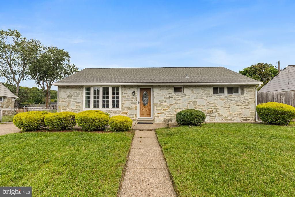 2514 GREEN AVE, Bristol, PA 19007