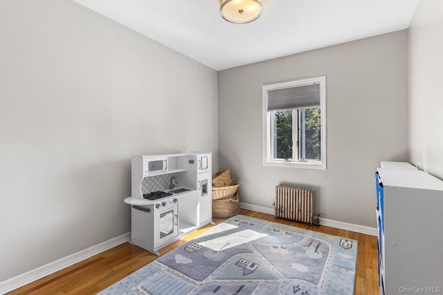 6159 81st Street, Middle Village, NY 11379