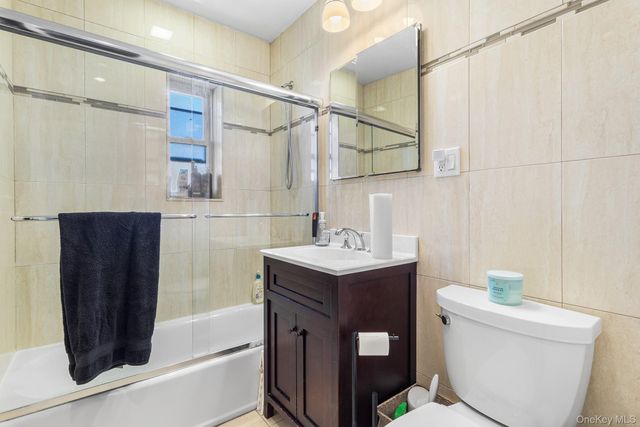 6159 81st Street, Middle Village, NY 11379