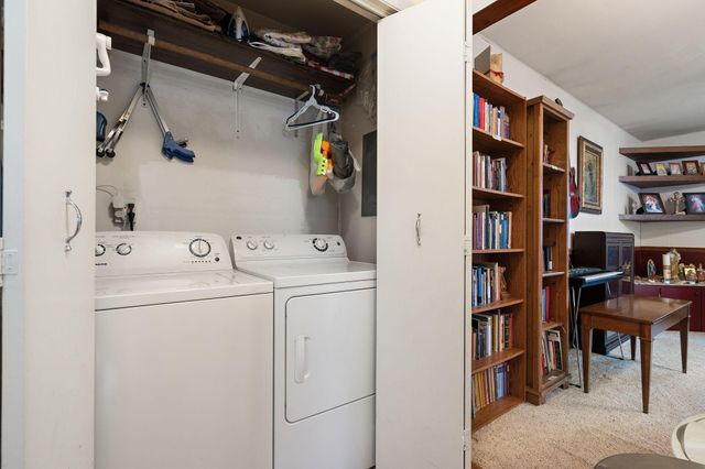 6114 Mockingbird Avenue, Portage, IN 46368
