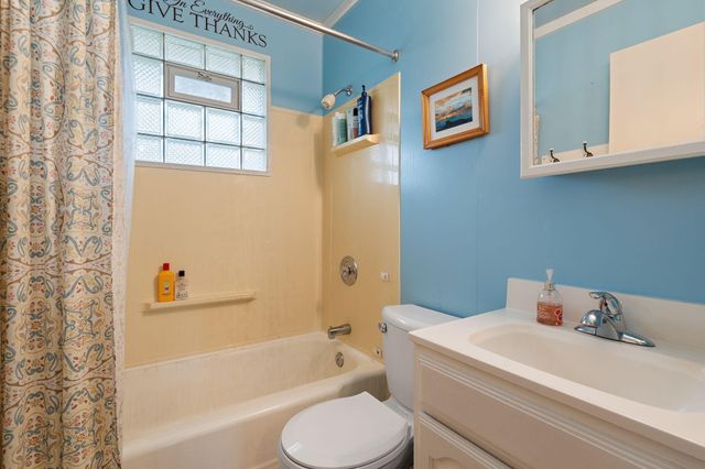 6114 Mockingbird Avenue, Portage, IN 46368