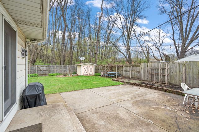 6114 Mockingbird Avenue, Portage, IN 46368