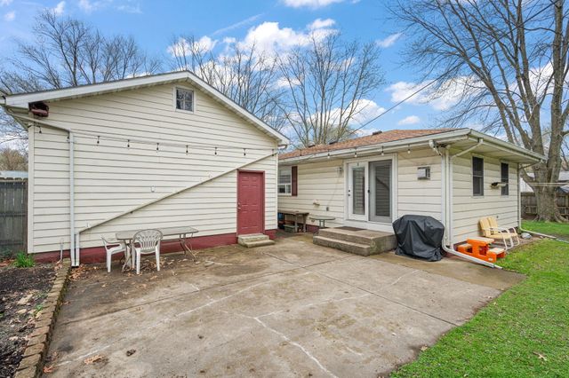 6114 Mockingbird Avenue, Portage, IN 46368