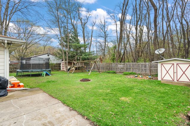 6114 Mockingbird Avenue, Portage, IN 46368