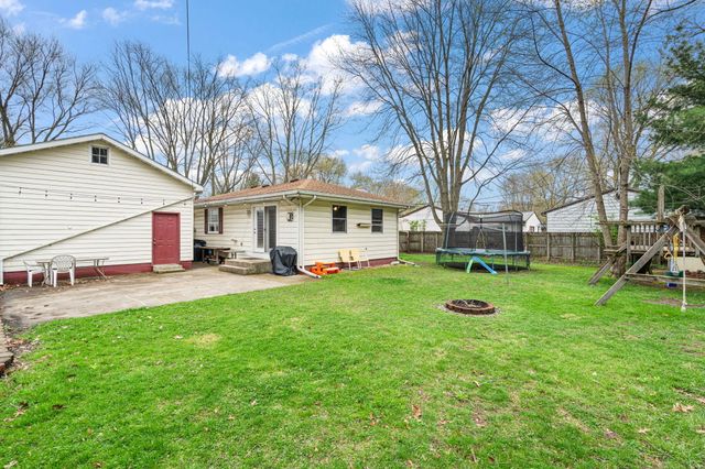 6114 Mockingbird Avenue, Portage, IN 46368