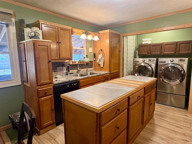 505 N Howard Street, Oxford, IN 47971