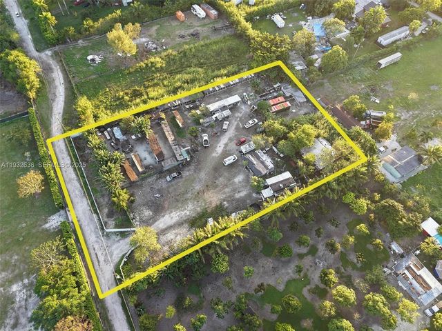 15400 SW 207th Avenue, Miami, FL 33187