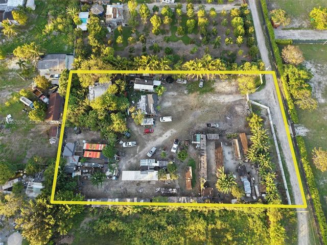 15400 SW 207th Avenue, Miami, FL 33187