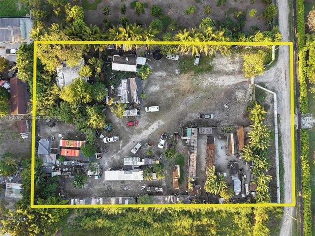 15400 SW 207th Avenue, Miami, FL 33187
