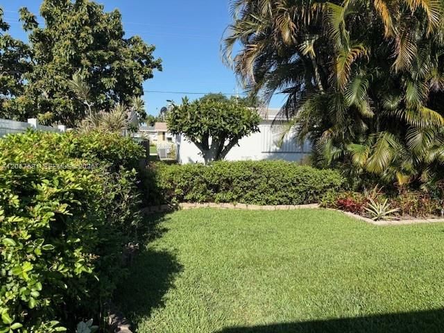 5405 NW 23rd Terrace, Tamarac, FL 33309