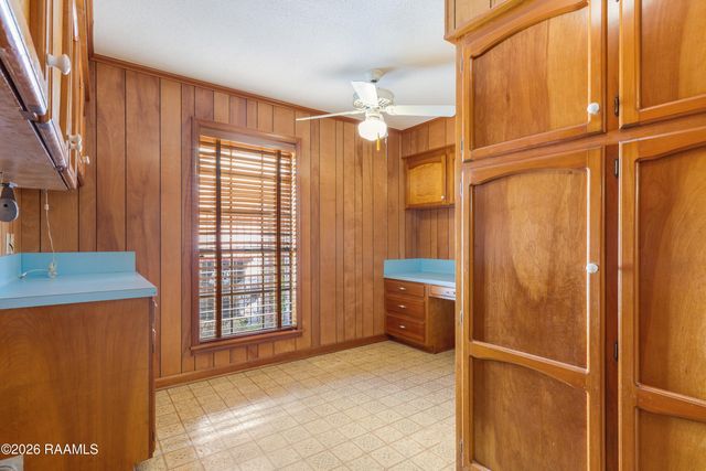 105 Mosswood Circle, Lafayette, LA 70508