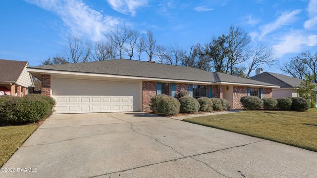 105 Mosswood Circle, Lafayette, LA 70508