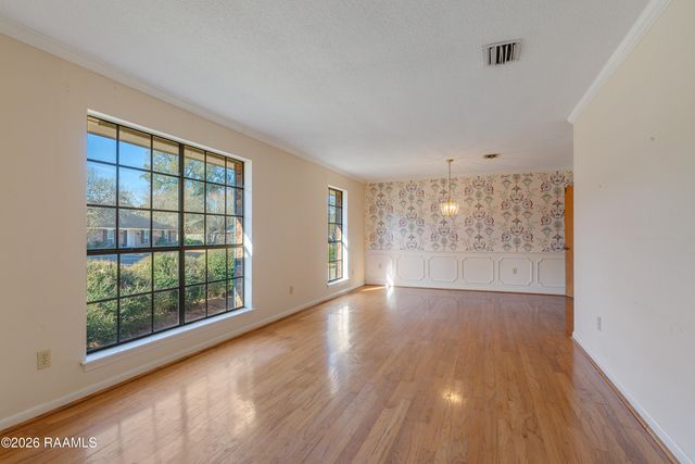 105 Mosswood Circle, Lafayette, LA 70508