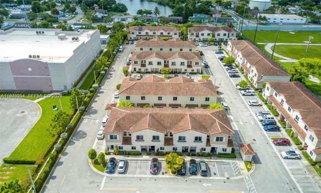 2820 NW 180th Street, Miami Gardens, FL 33056