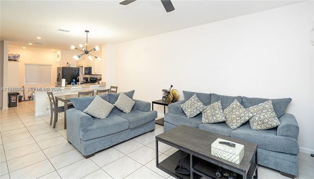 2820 NW 180th Street, Miami Gardens, FL 33056