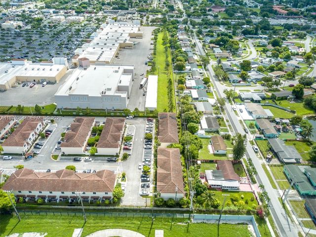 2820 NW 180th Street, Miami Gardens, FL 33056