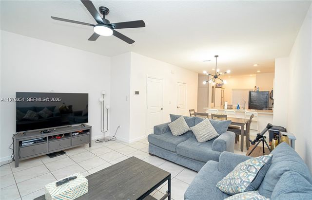 2820 NW 180th Street, Miami Gardens, FL 33056