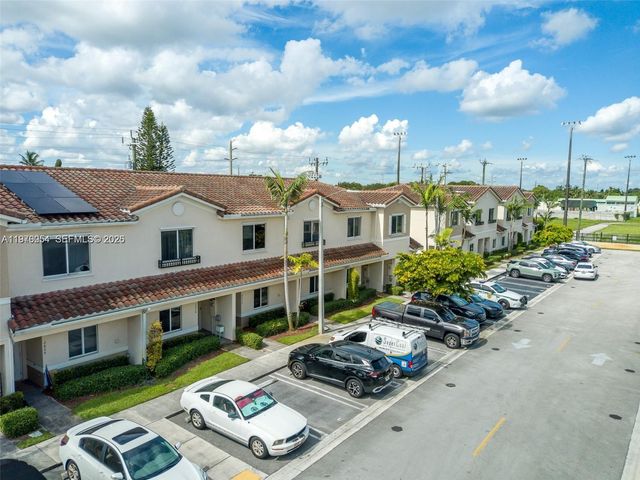 2820 NW 180th Street, Miami Gardens, FL 33056