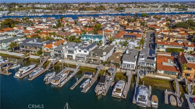 323 Via Lido Soud, Newport Beach, CA 92663
