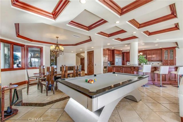 323 Via Lido Soud, Newport Beach, CA 92663