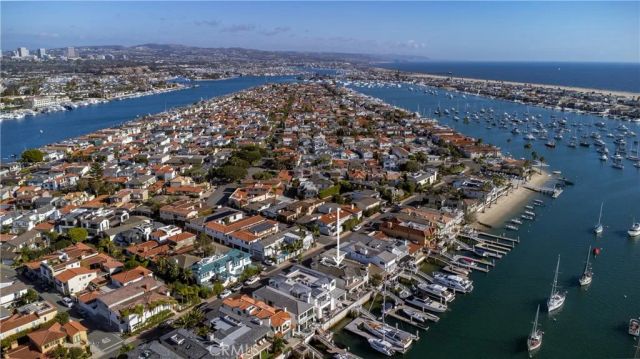 323 Via Lido Soud, Newport Beach, CA 92663