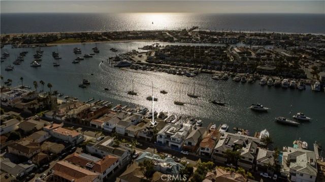 323 Via Lido Soud, Newport Beach, CA 92663