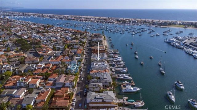 323 Via Lido Soud, Newport Beach, CA 92663