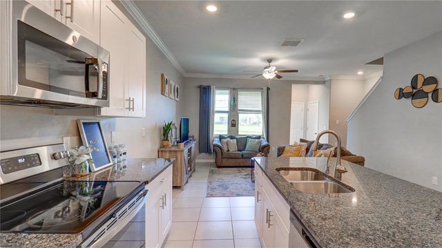 31632 BLUE PASSING LOOP, Wesley Chapel, FL 33545