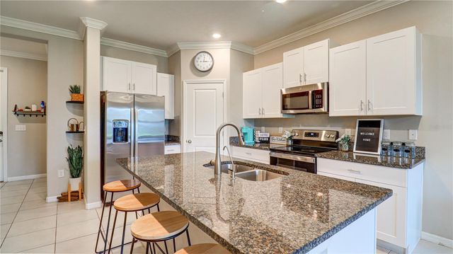 31632 BLUE PASSING LOOP, Wesley Chapel, FL 33545