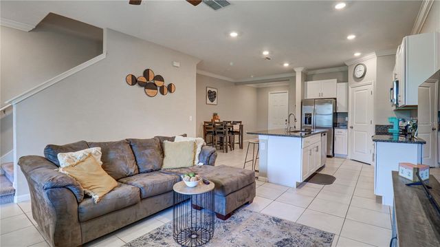 31632 BLUE PASSING LOOP, Wesley Chapel, FL 33545