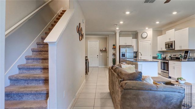 31632 BLUE PASSING LOOP, Wesley Chapel, FL 33545