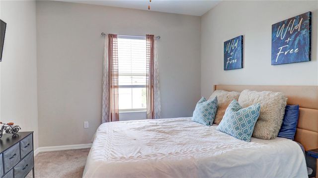 31632 BLUE PASSING LOOP, Wesley Chapel, FL 33545