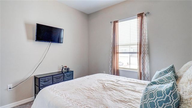 31632 BLUE PASSING LOOP, Wesley Chapel, FL 33545