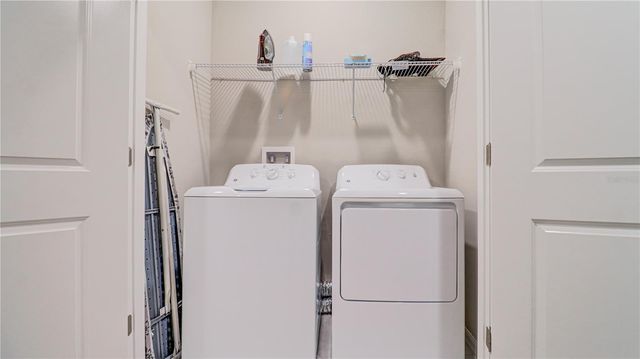 31632 BLUE PASSING LOOP, Wesley Chapel, FL 33545