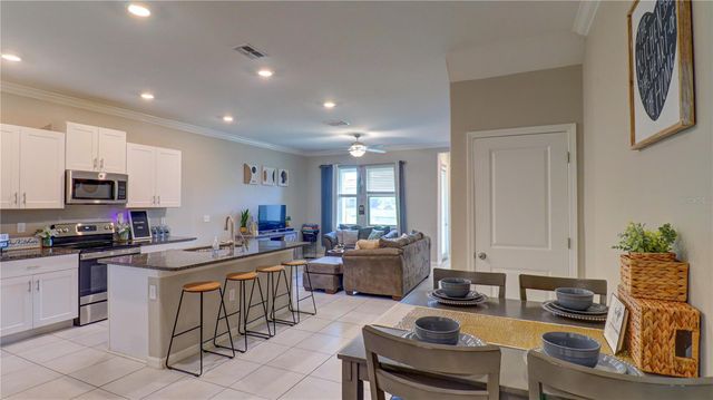 31632 BLUE PASSING LOOP, Wesley Chapel, FL 33545