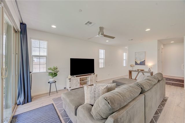 81 Moon Hill Drive, Henderson, NV 89011